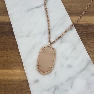 Kendra Scott necklace